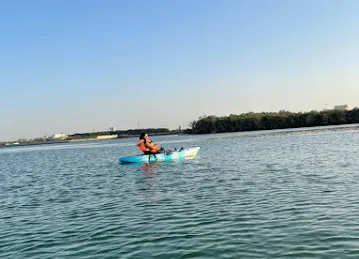 Al Mayas Kayak