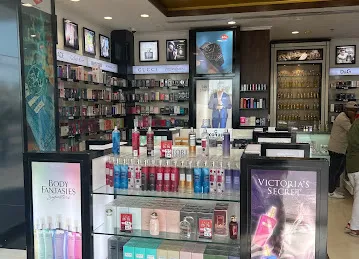 Al Mukhalat Perfumes - ADCB Metro