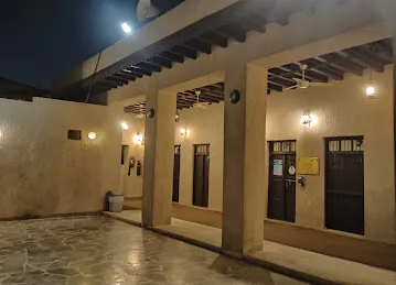 Al Mur Bin Houriz Mosque