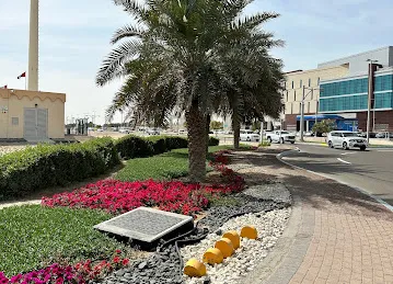 Al Muwaij'i St / Abu Dhabi Islamic Bank