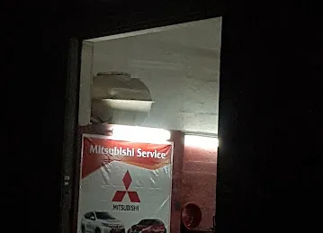Al Nadhr Auto Maintenance Workshop #PAJERO EXPERTS
