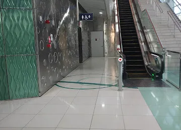 Al Nahda metro