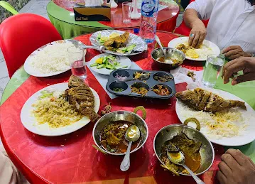 Al NAJM ALLAME RESTAURANT & মেজবান বাড়ী হামরিয়া