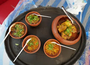 Al NAJM ALLAME RESTAURANT & মেজবান বাড়ী হামরিয়া