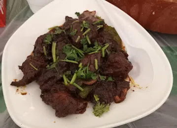 Al NAJM ALLAME RESTAURANT & মেজবান বাড়ী হামরিয়া