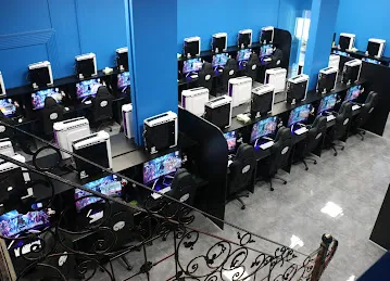 Al Nakhla Computer Games and Burger النخله للالعاب الكمبيوتر