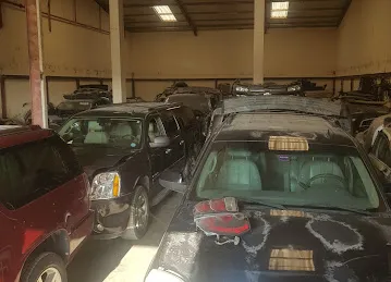 Al Nisr Al Jareh uesd auto spare parts tr l.l.c