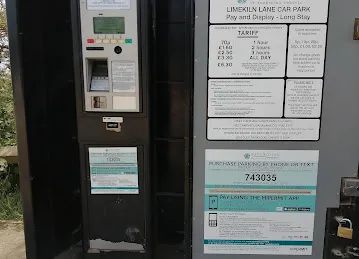 Al Nuaimiya Tower Bus Stop 1