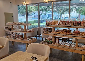 Al Qarya Bakery