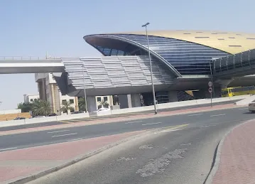 Al Qusais Metro Bus Stop 1