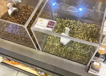 Al Rifai Khalidiyah Mall