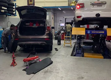 Al Safqa Tyres Rep and Auto Balancing