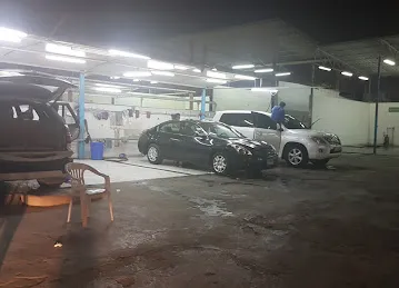 Al Saif Al Fadhi Wash, Polish & Oil Change Center