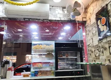Al Satwa Cafeteria (Taste Of Bombay)