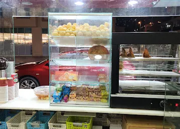 Al Satwa Cafeteria (Taste Of Bombay)