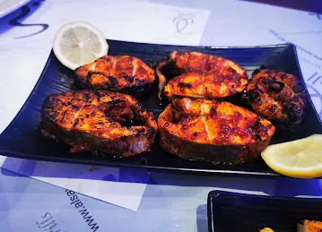 Al Sayyad Al Bahri Restaurant and Grill - Al Muroor Branch مطعم و مشاوي الصياد البحري - فرع شارع المرور