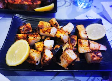 Al Sayyad Al Bahri Restaurant and Grill - Al Muroor Branch مطعم و مشاوي الصياد البحري - فرع شارع المرور
