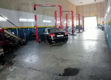 Al shat al akhdar auto workshop