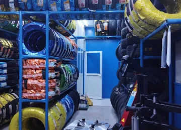 Al Suwaidi Tyres Changing