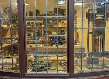 AL TANWEER GROCERY