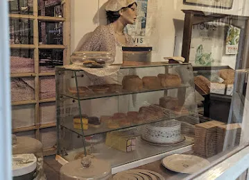 AL TANWEER GROCERY