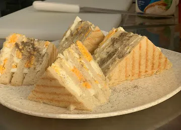 Al Tawaq Cafeteria