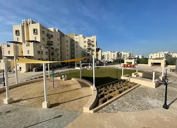 Al Thamam 28
