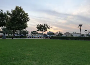 Al Warqa 2 Park