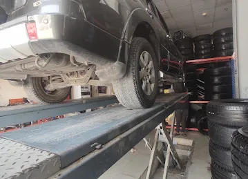 Al yaqoot al massy auto.tyres rep.&oil change.brange1