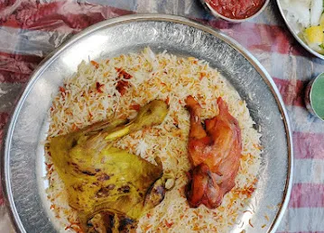 Al Yemen Mandi مطعم اليمن للمندي فرع القصيص