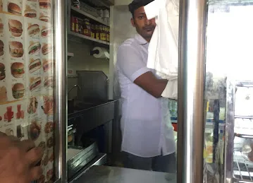 Al Yunboo Cafeteria