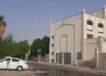 Al Zawraq, 15