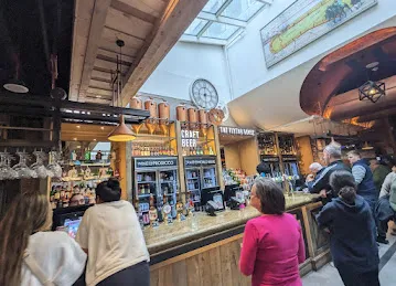 Al Zoura Restaurant