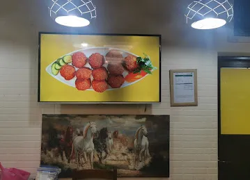 ALKANDAKA CAFETERIA L.L.C مطعم الكنداكة دبي