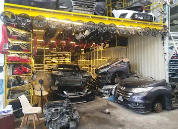 All car used spare parts area