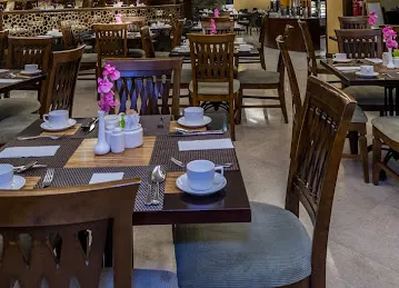 ALL-DAY DINING RESTAURANT