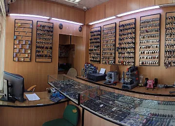 AlNahda Keys Alain مؤسسة النهضة للمفاتيح العين