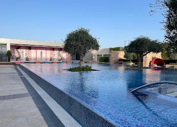 Aloft Swimming Pool