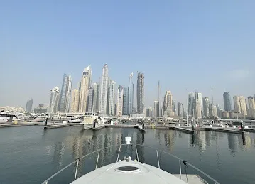 ALOLYA Yacht Rental-Hotel