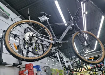 ALVAS BIKES / AA ESCOOTERS / WEINSTONE
