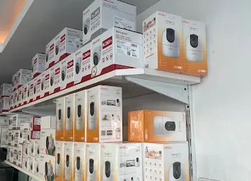 Alwan computer and cc camera