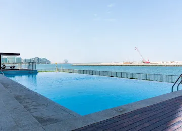 AlZeina Building F5