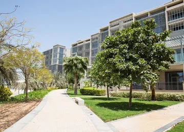 AlZeina Building F5