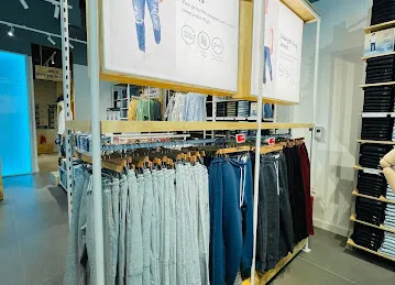 American Eagle