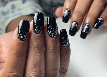 Ami Ami Nails Dubai