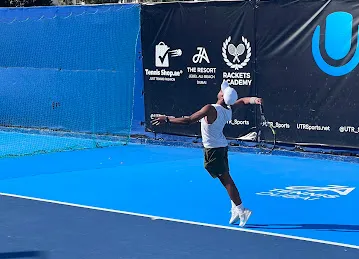 Amine tennis coach - paid hitter-