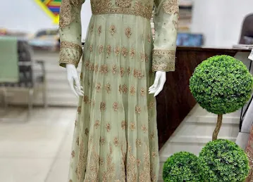 Amna Fashion