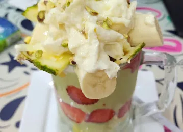 Amoor juice and icecream