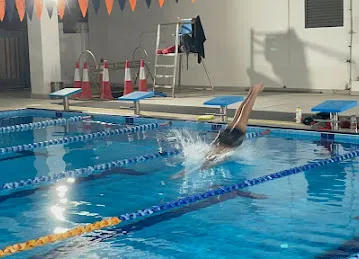 AQUA RACE SWIM ACADEMY