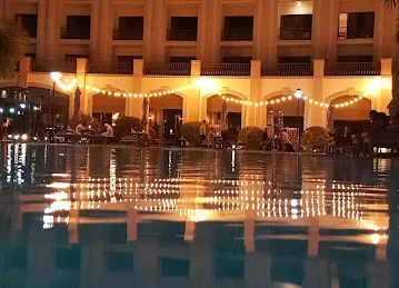 Aquarius Pool Bar